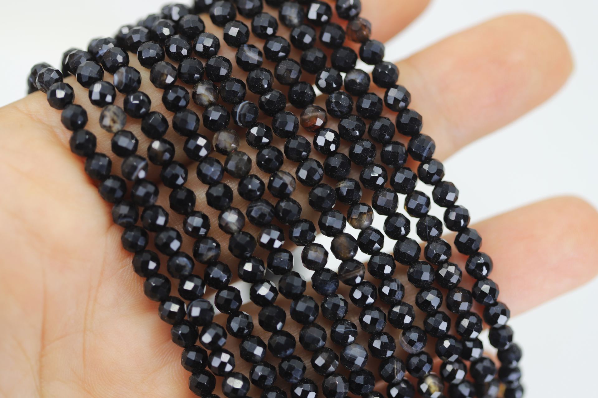 4mm-black-agate-natural-stone-bead