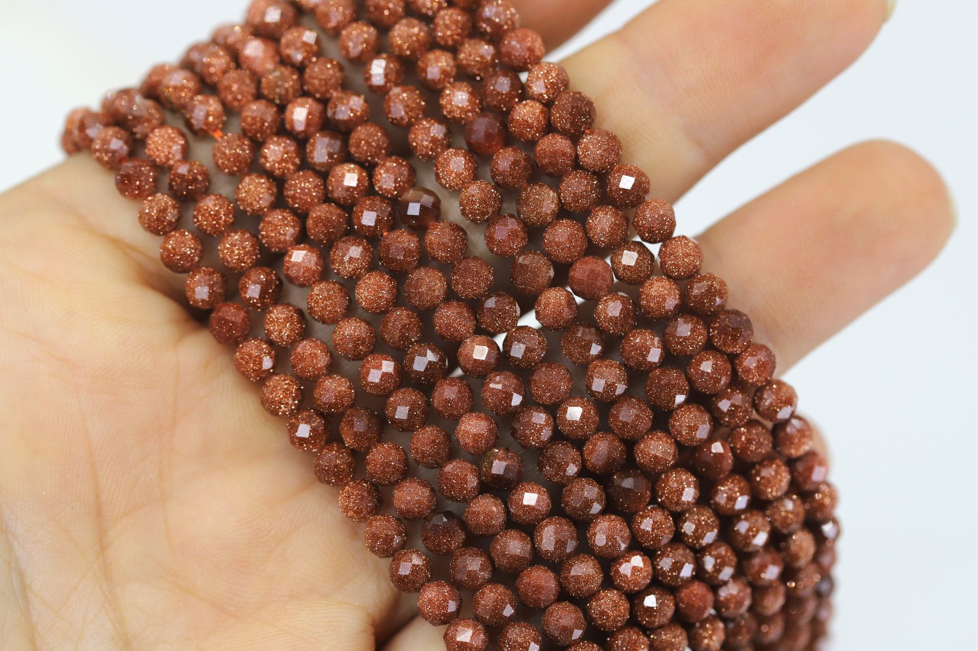4mm-faceted-round-goldstone-beads