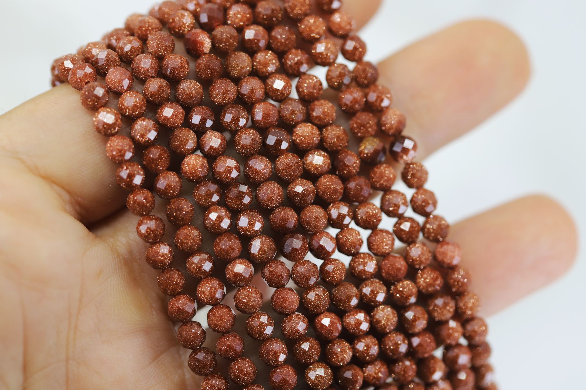 4mm-goldstone-natural-stone-strand
