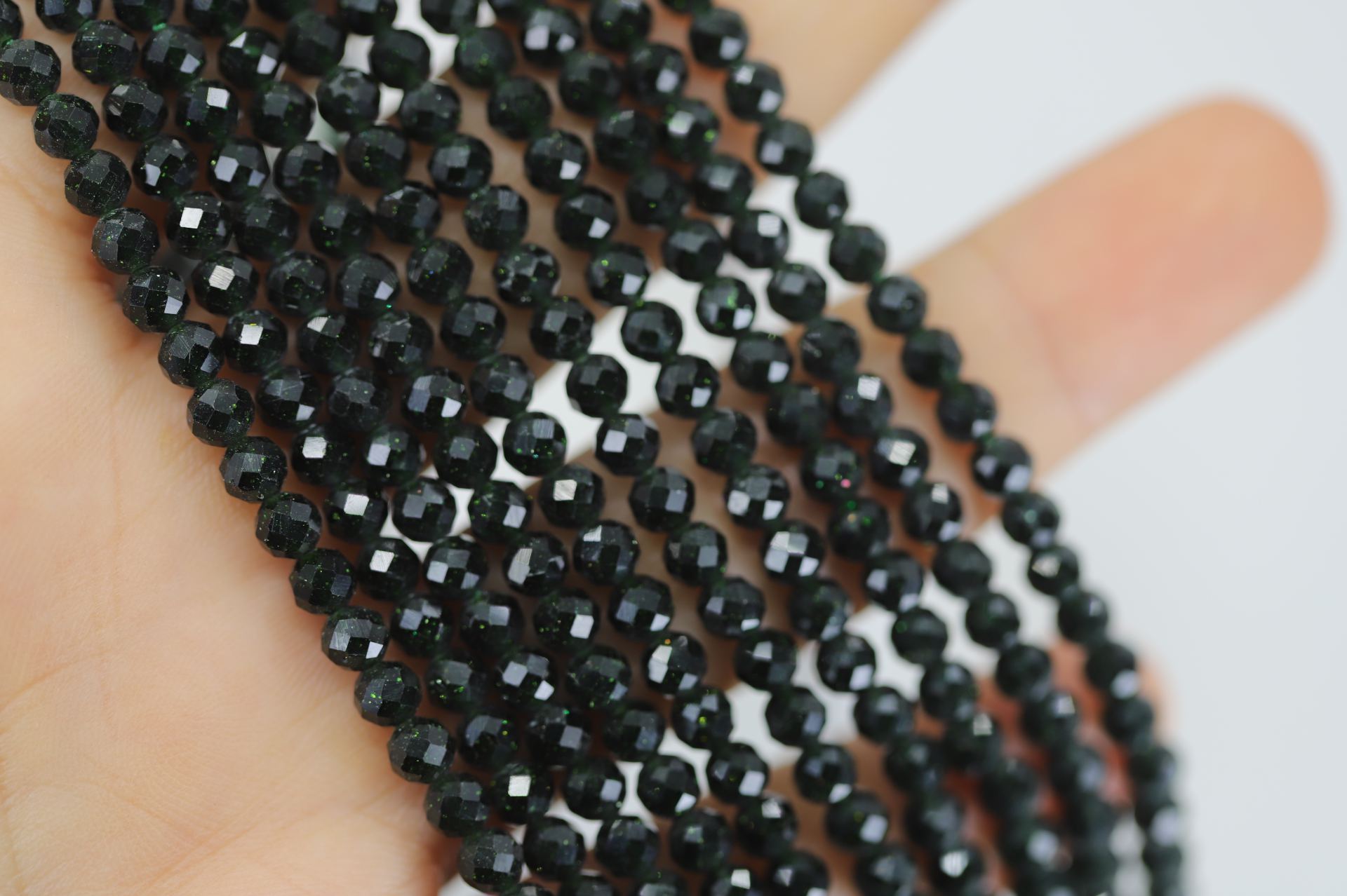 4mm-faceted-round-green-goldstone-beads