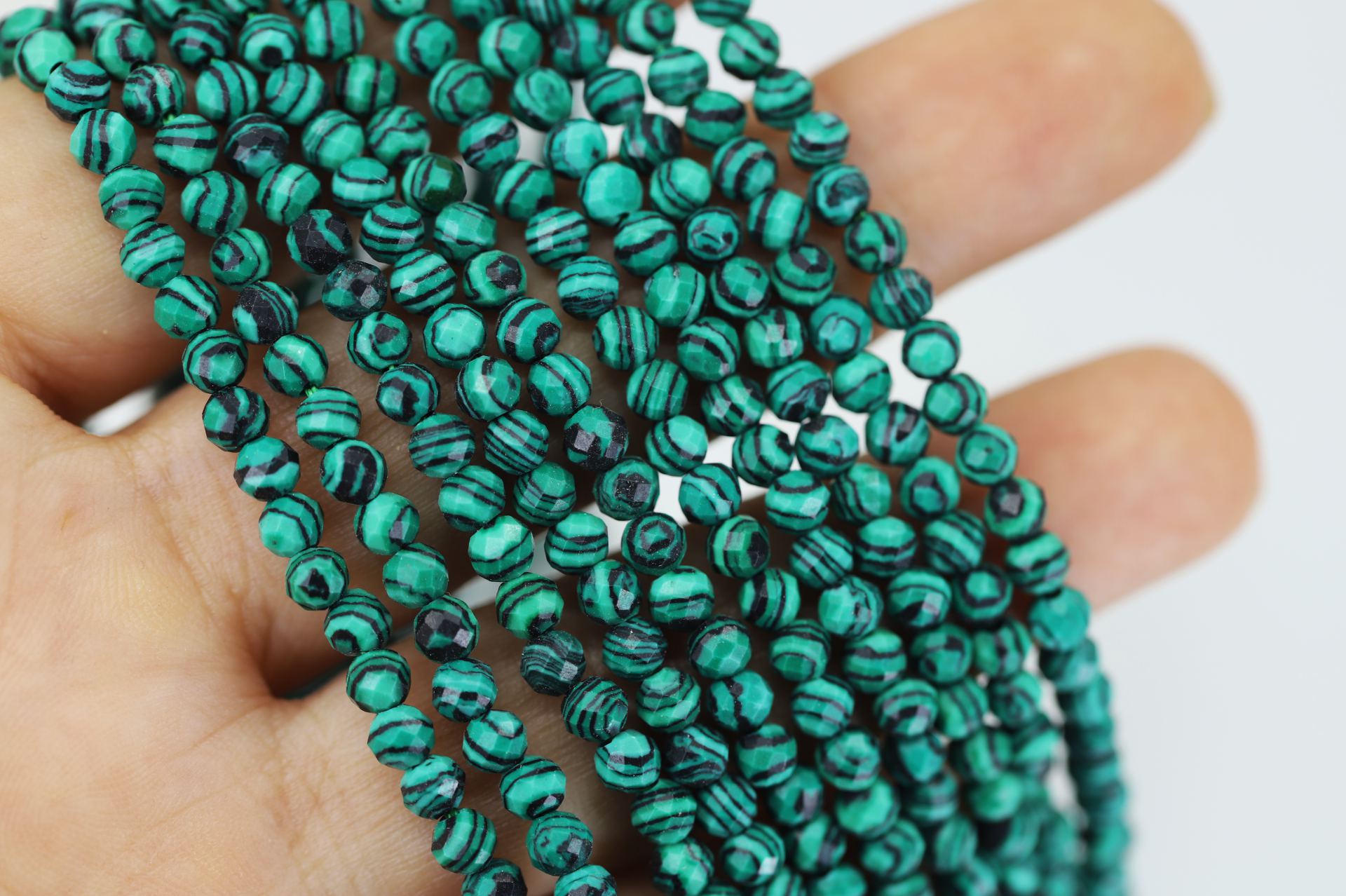 4mm-faceted-round-malachite-beads