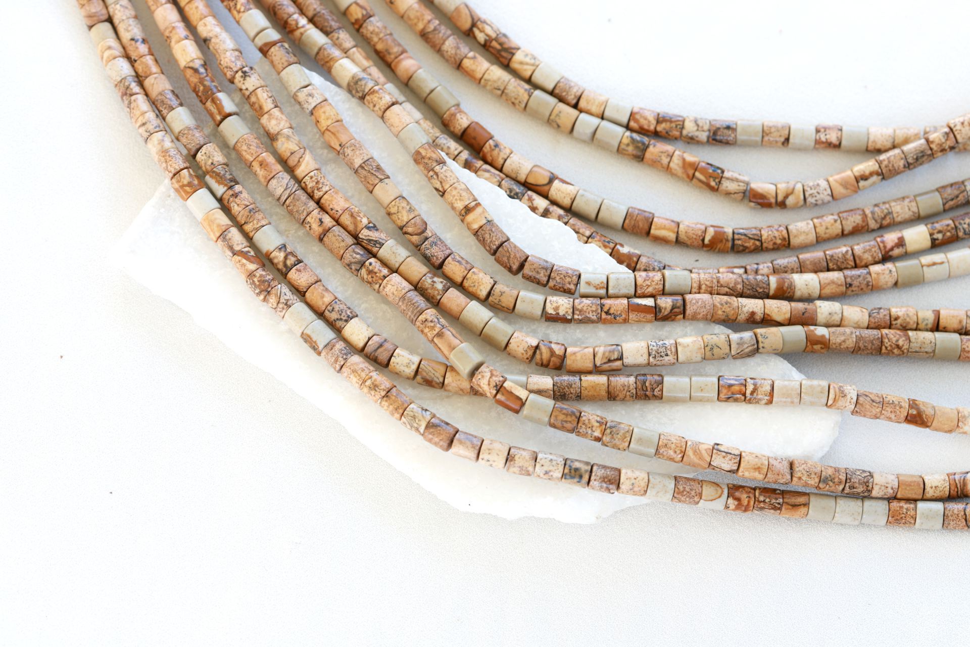 6mm-picture-jasper-barrel-cylinder-beads