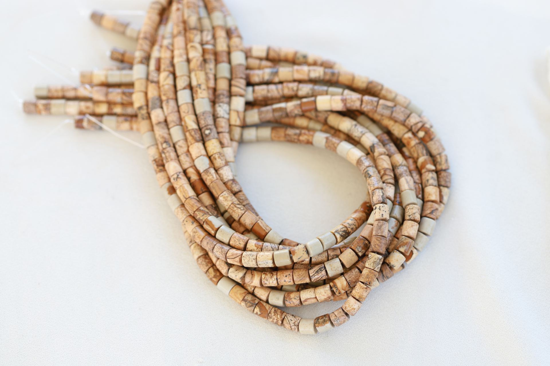 6mm-gemstone-jade-barrel-cylinder-beads