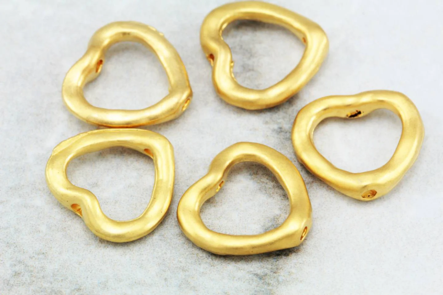 tiny-gold-plated-metal-heart-bead-charms.