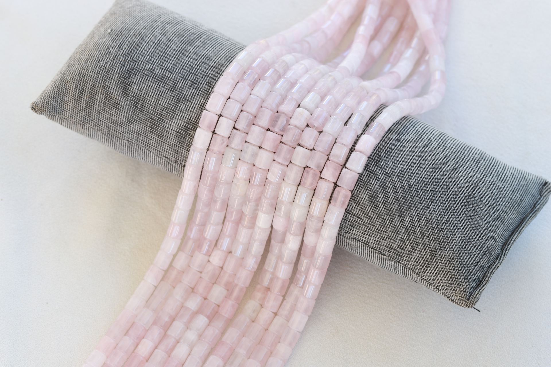 6mm-pink-quartz-barrel-natural-stone