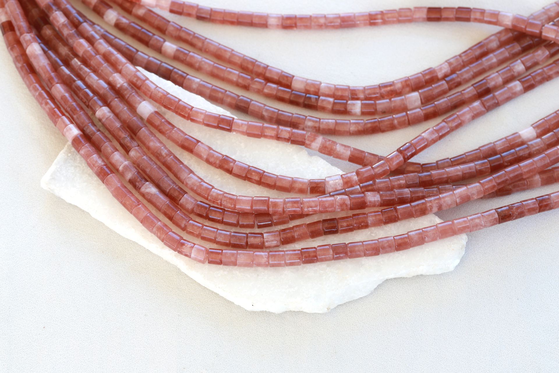 6mm-salmon-jade-barrel-cylinder-beads