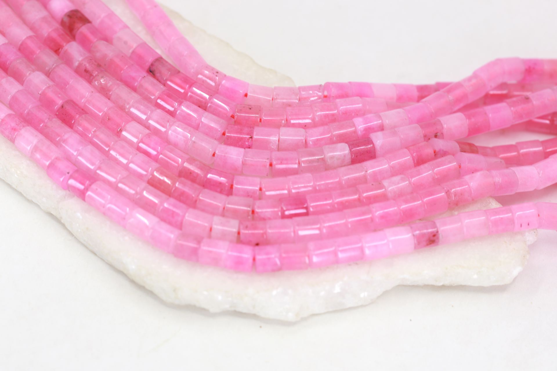 6mm-dyed-pink-cylinder-gemstone