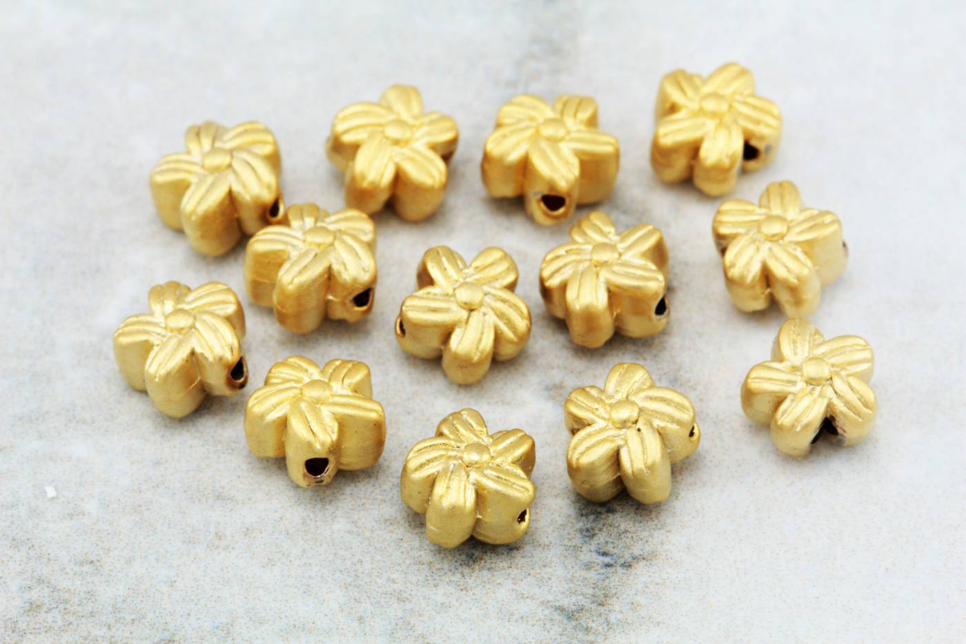 gold-plated-metal-flower-floral-charms