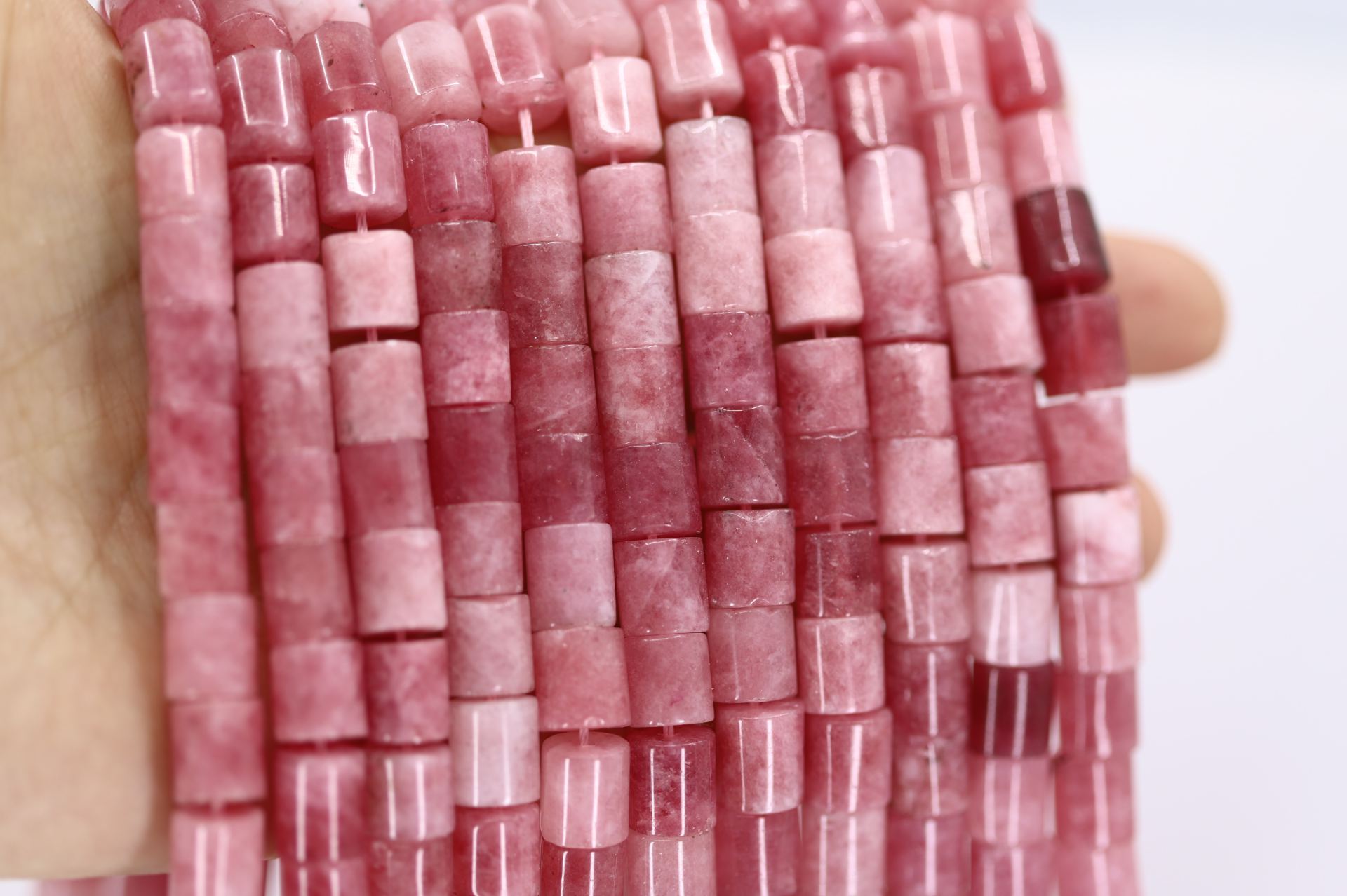 8mm-pink-dyed-barrel-cylinder-beads