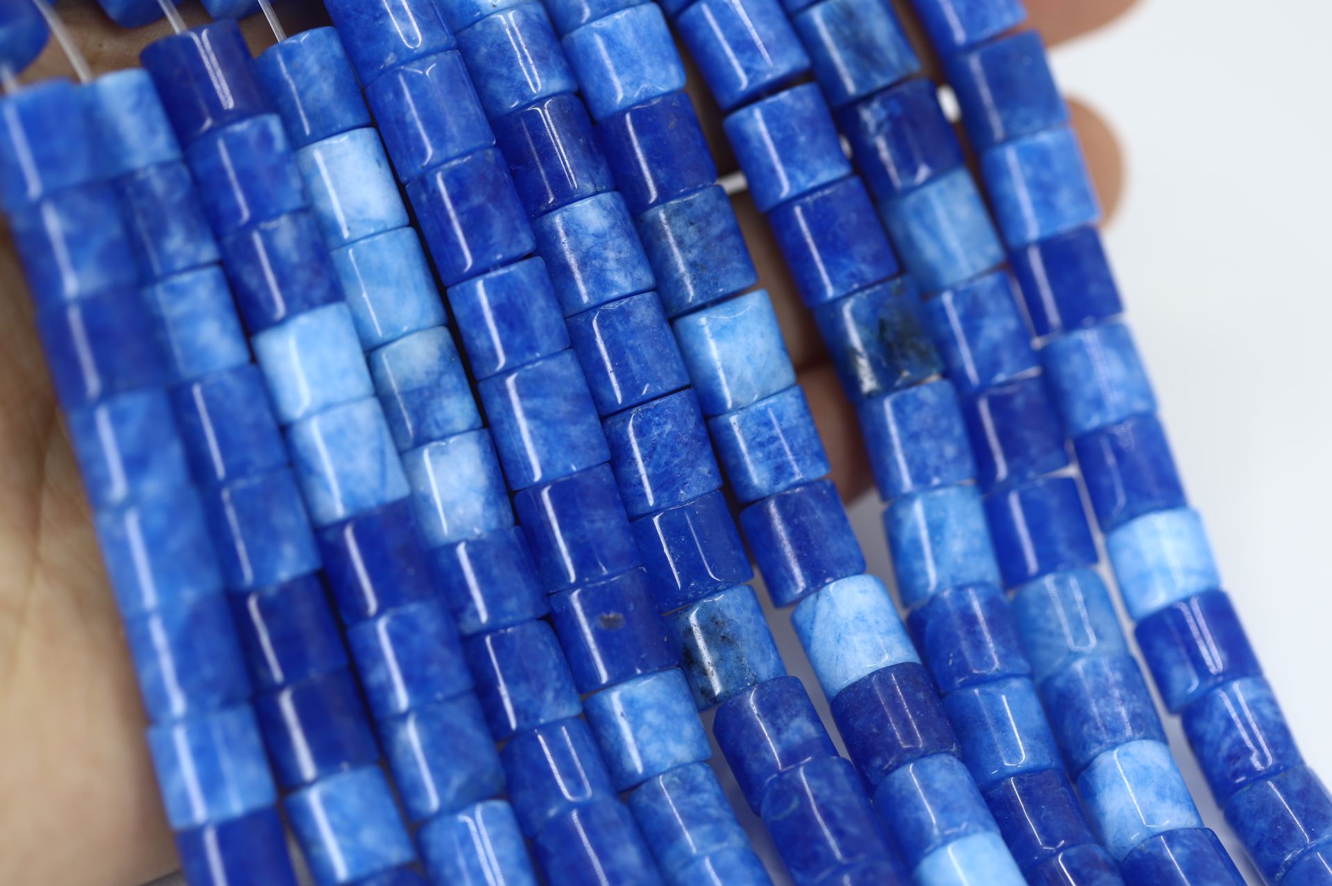 8mm-jade-blue-dyed-gemstone-beads