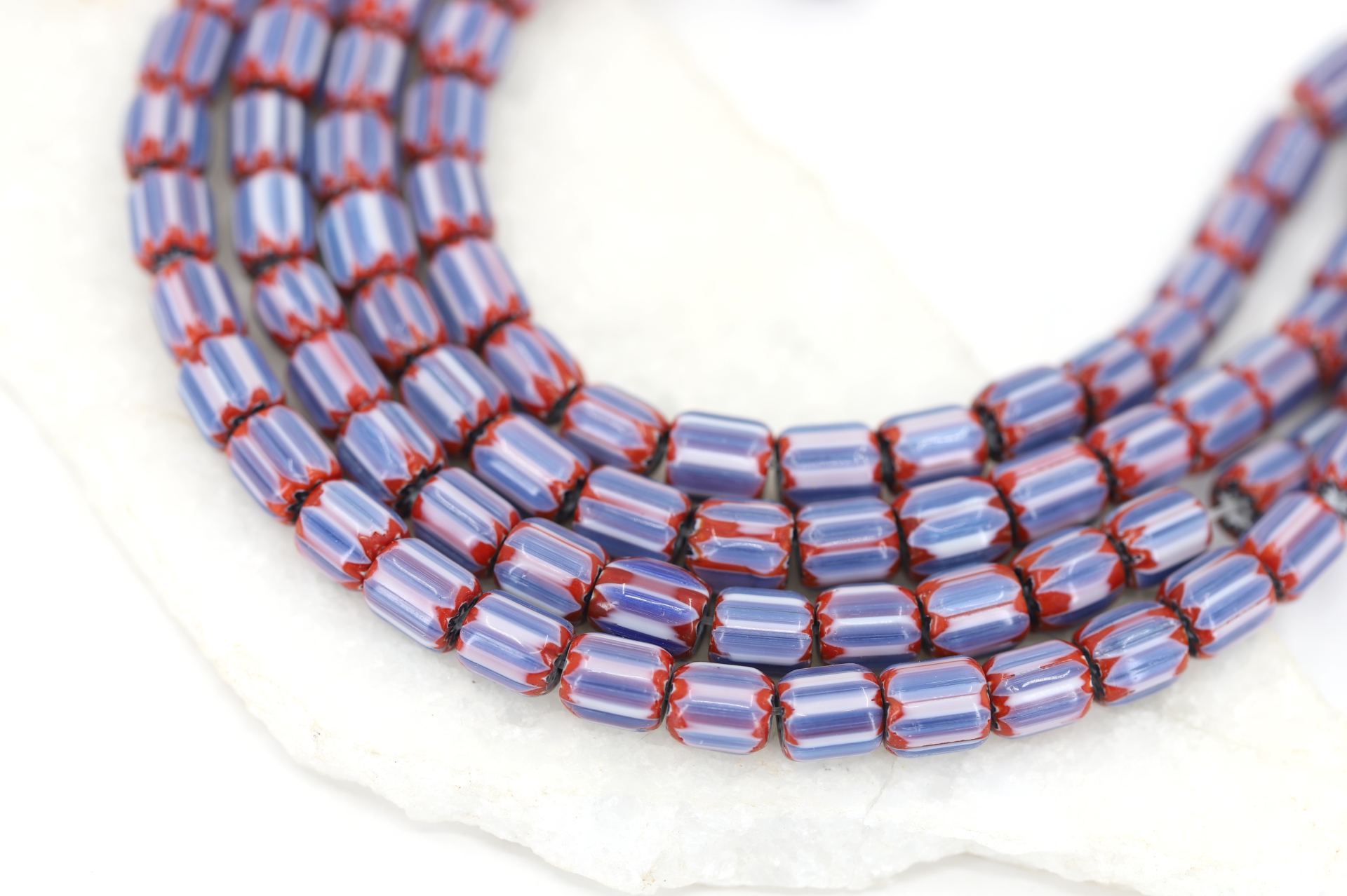 8mm-blue-red-chevron-glass-beads