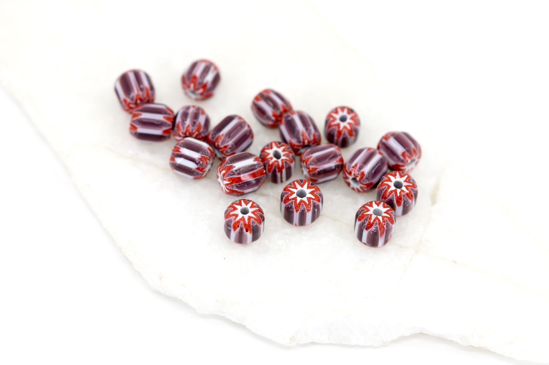 8mm-red-purple-chevron-lampwork-beads