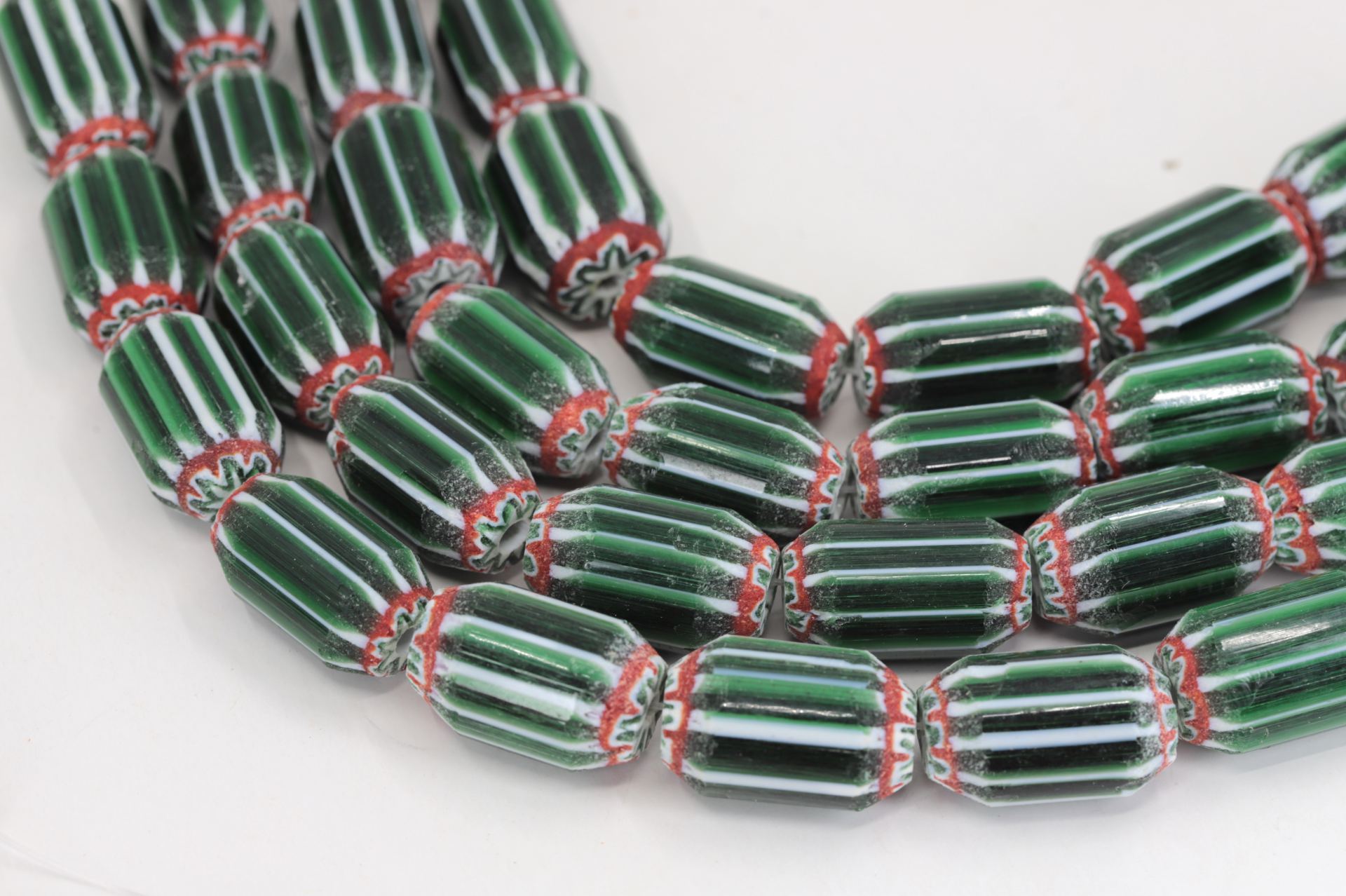 22mm-green-chevron-glass-beads