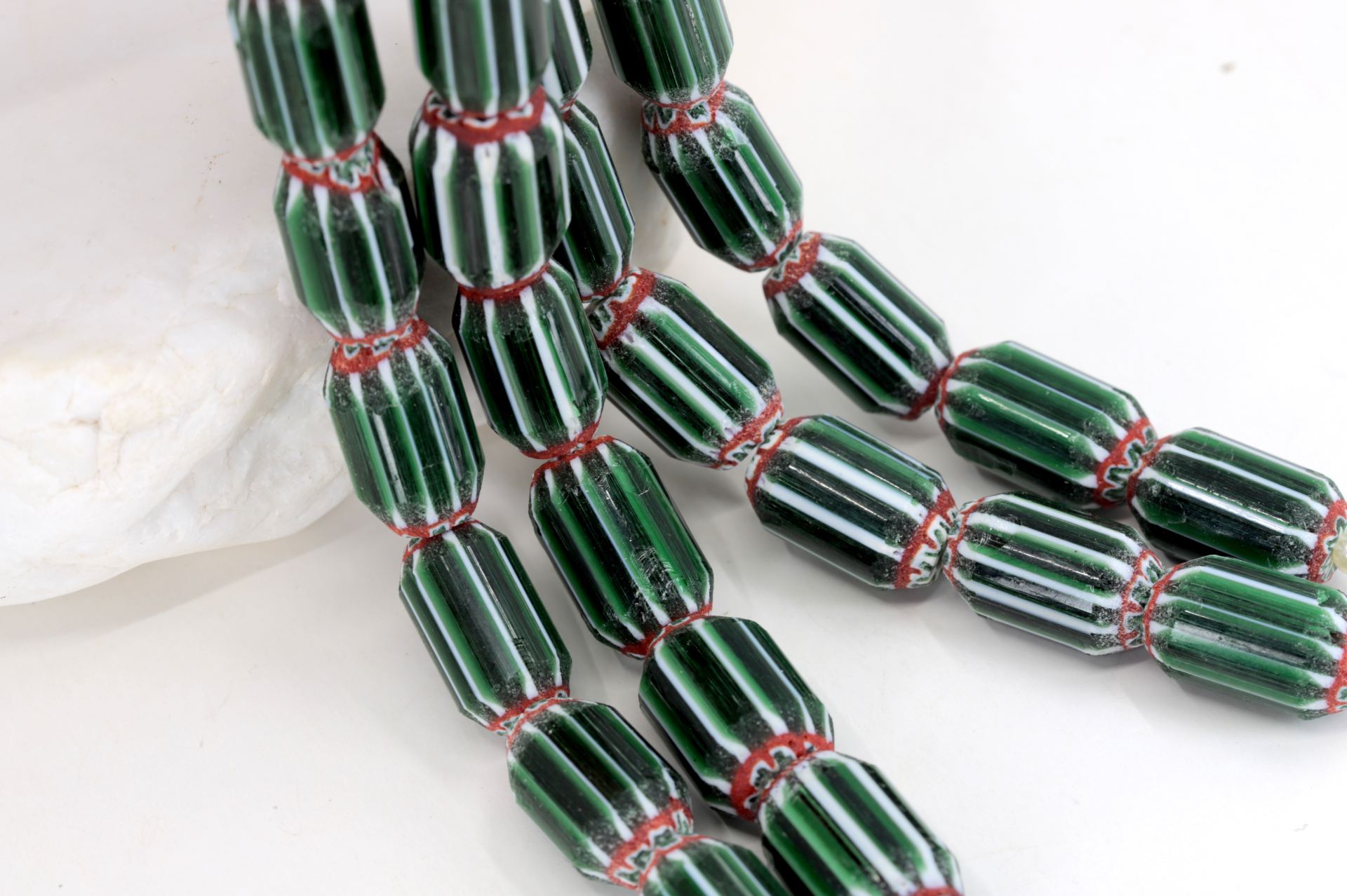 22mm-oval-ethnic-chevron-glass-beads
