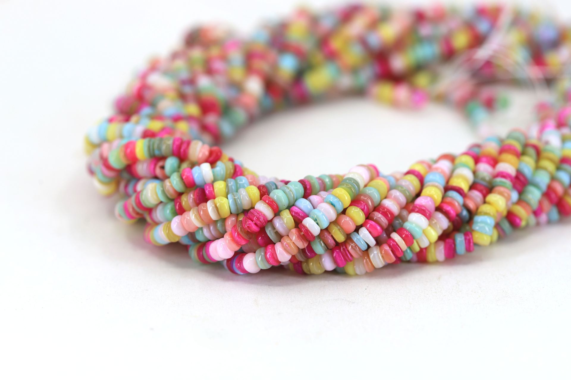 multicolor-colorful-shell-beads-strand