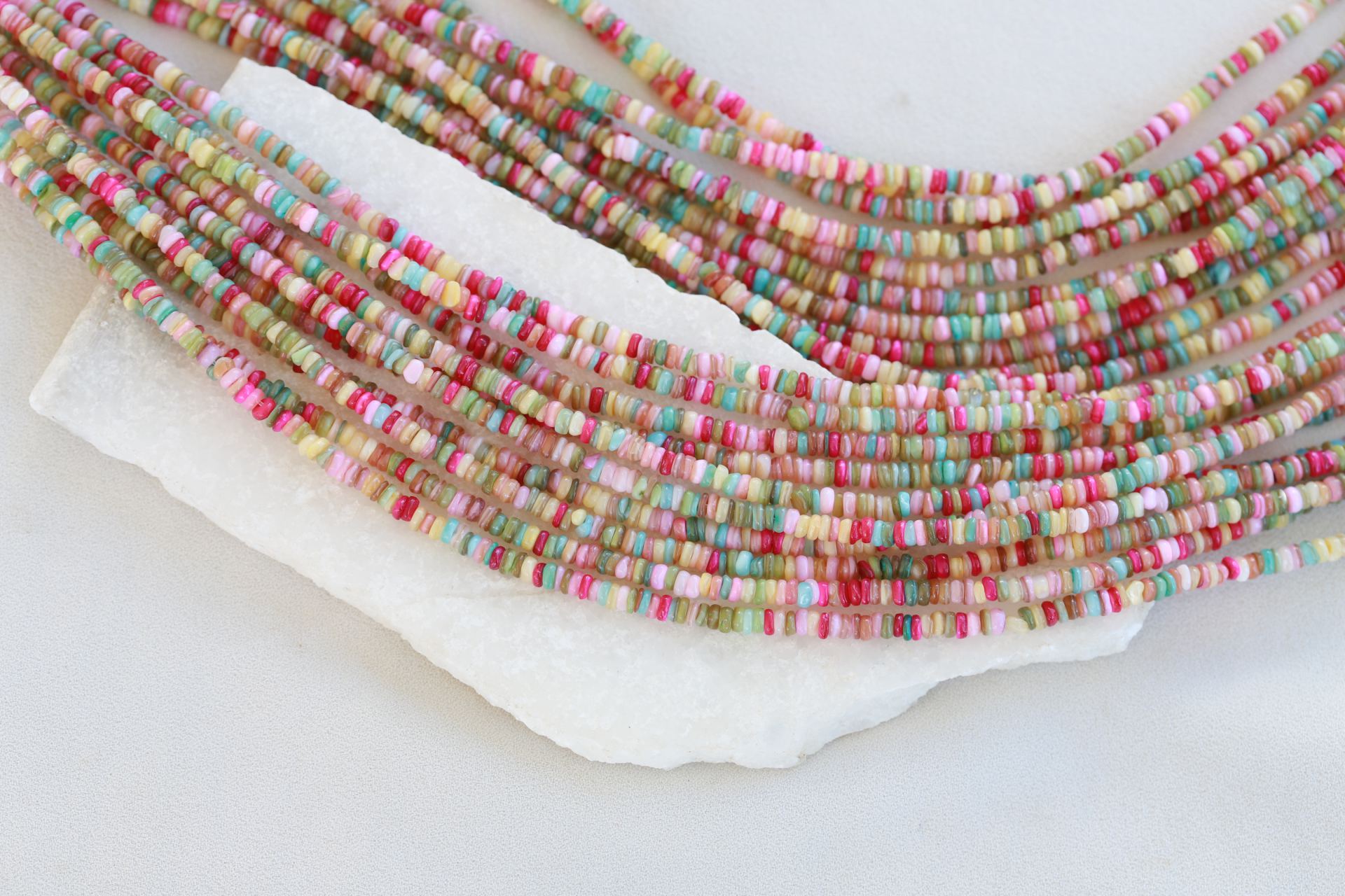 4mm-multicolor-shell-beads-cchange