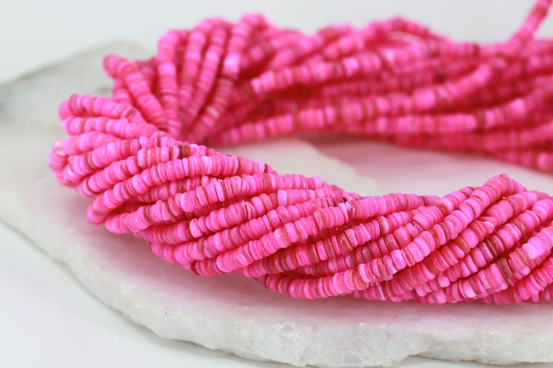 4mm-hot-pink-natural-shell-beads-strand
