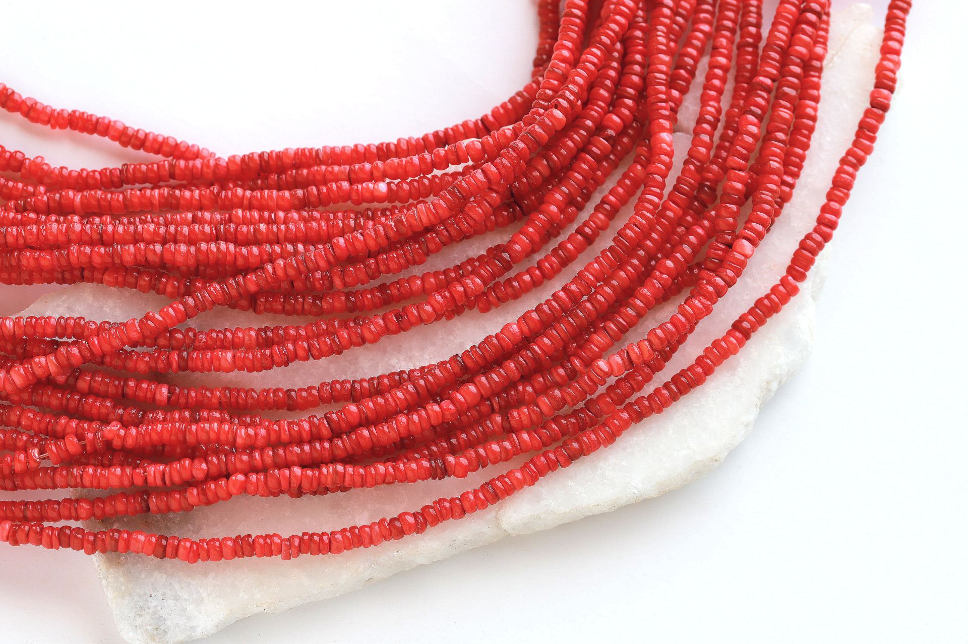 4mm-dark-red-natural-shell-beads-strand