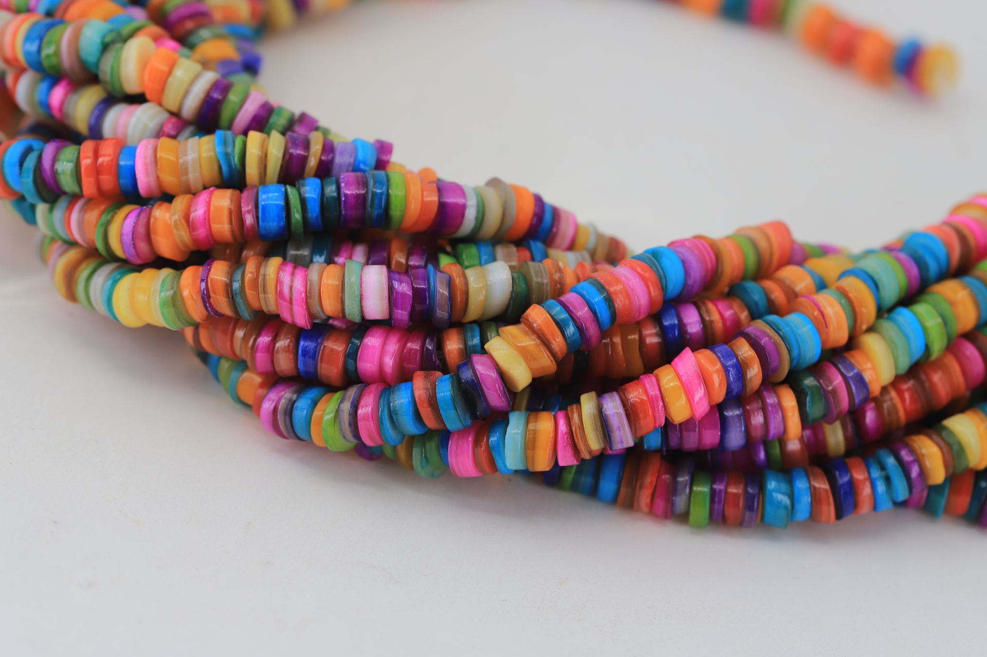 6mm-multicolor-shell-beads-strand