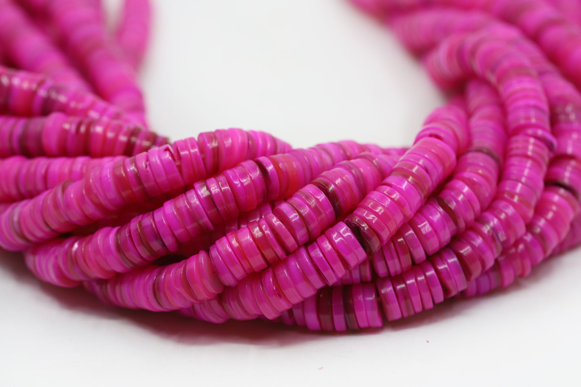 8mm-fuchsia-shell-beads-strand-cchange