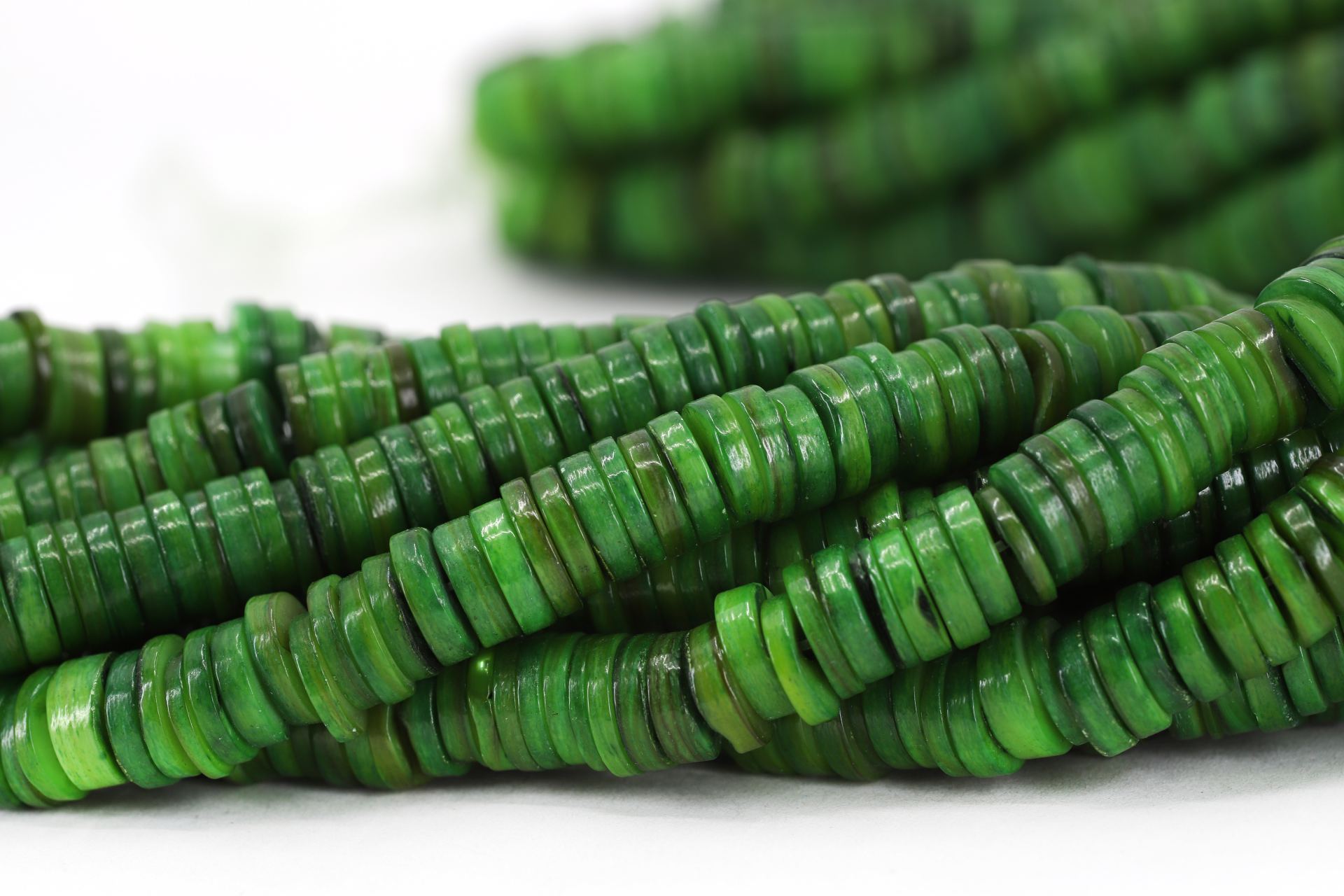 8mm-green-natural-shell-beads-strand