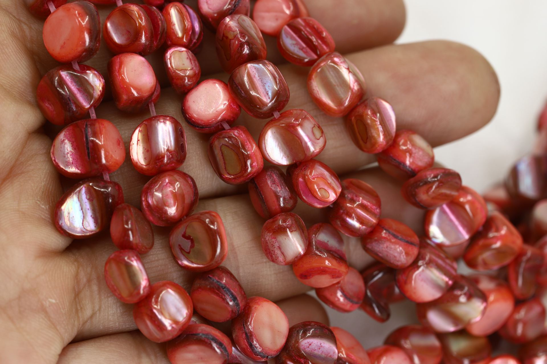 maroon-shell-beads-asymmetric-flat-round