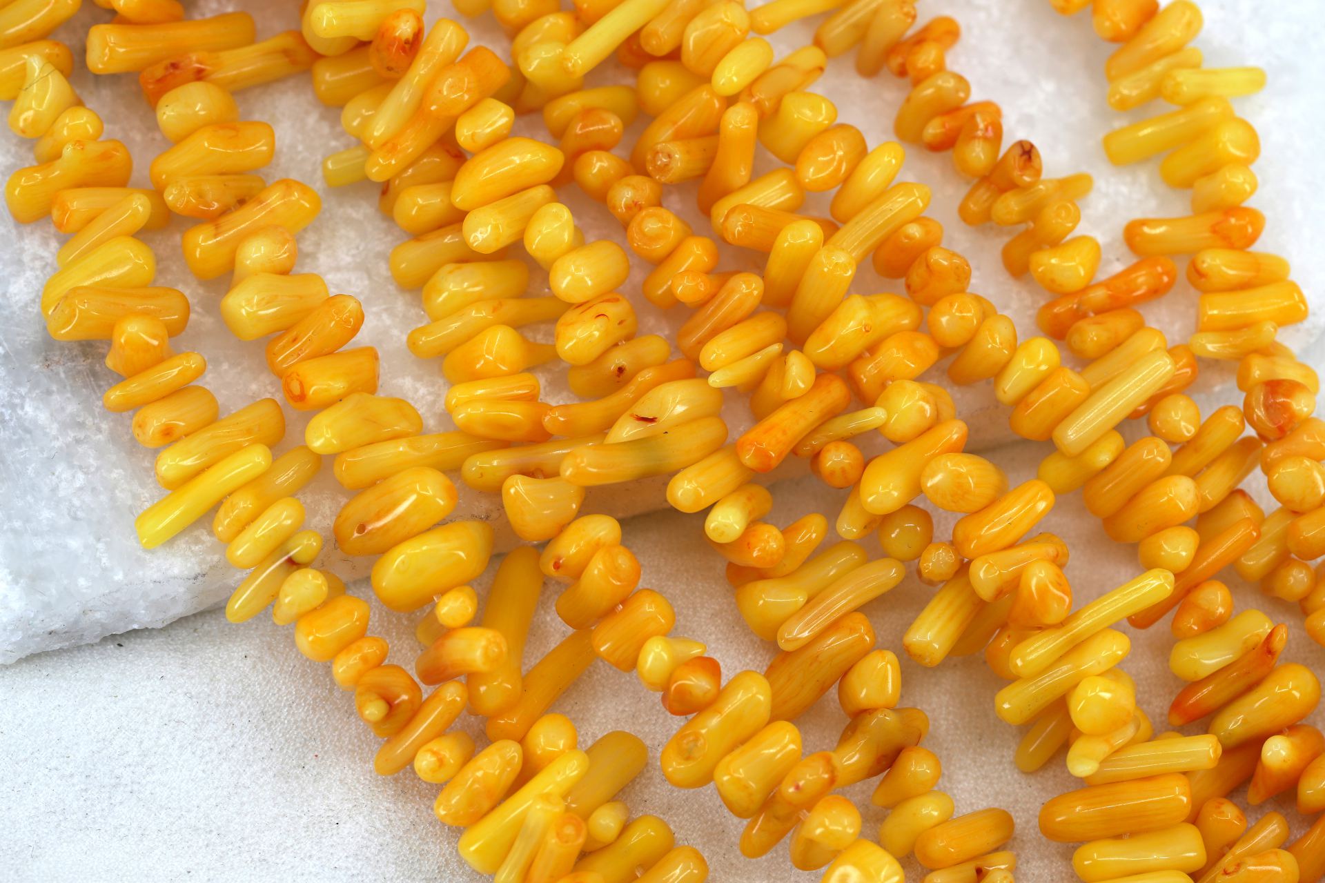 yellow-spike-coral-beads-strand