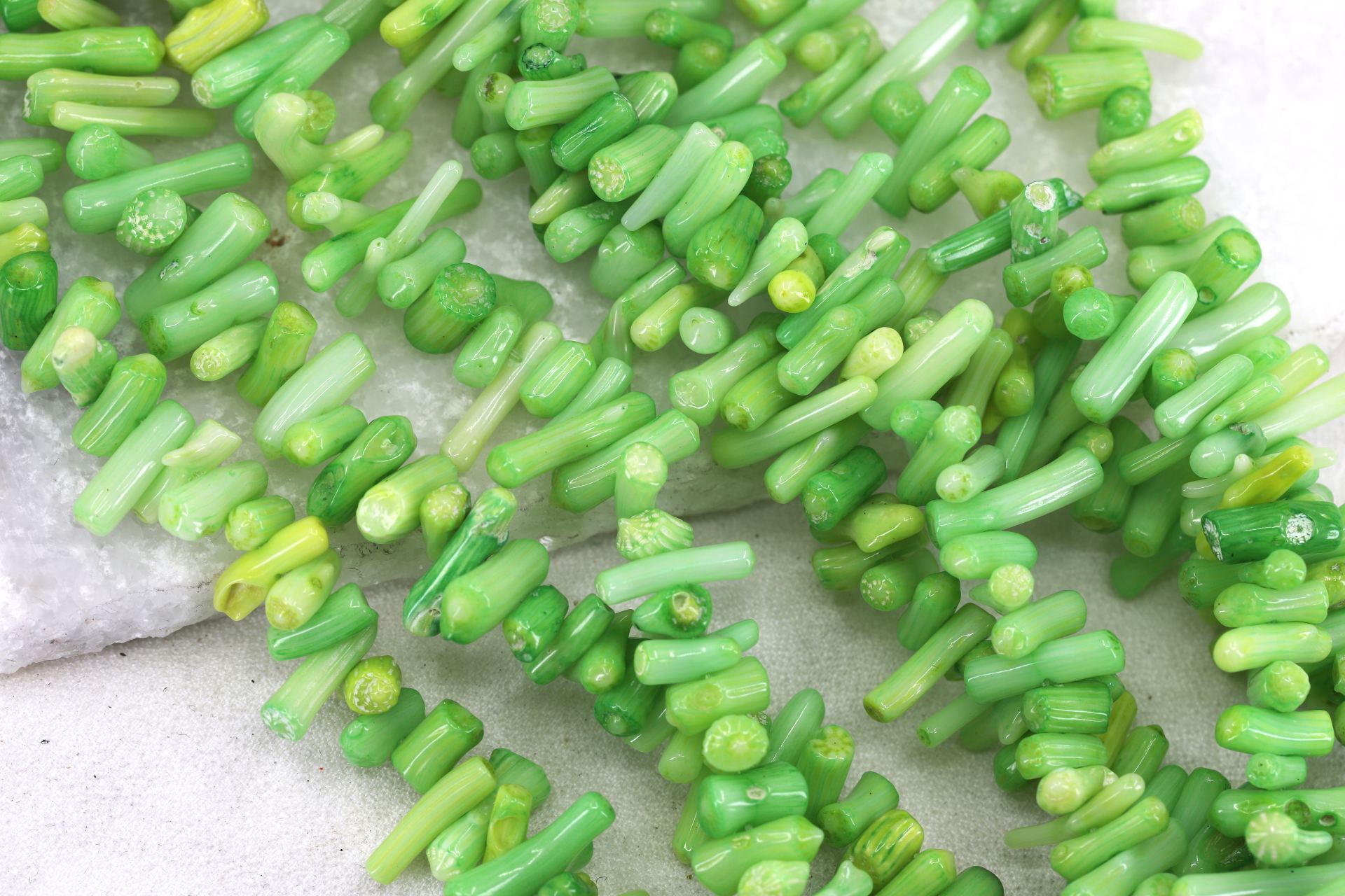 light-green-dyed-coral-spike-beads