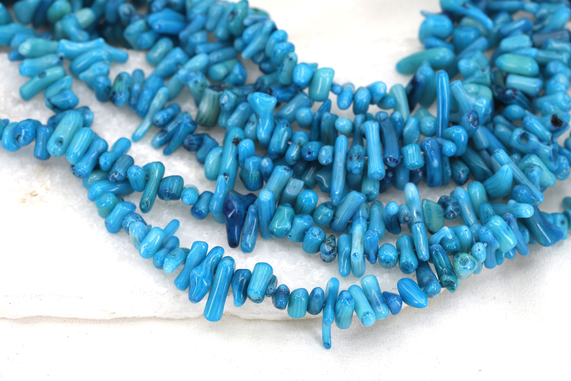 blue-dyed-coral-spike-beads