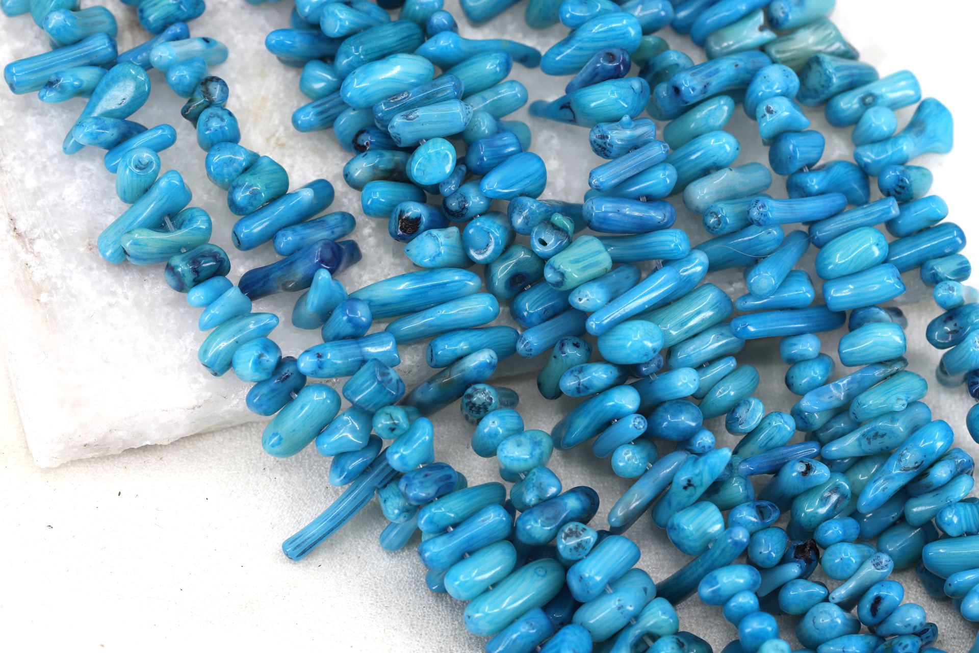 blue-coral-spike-beads-strand