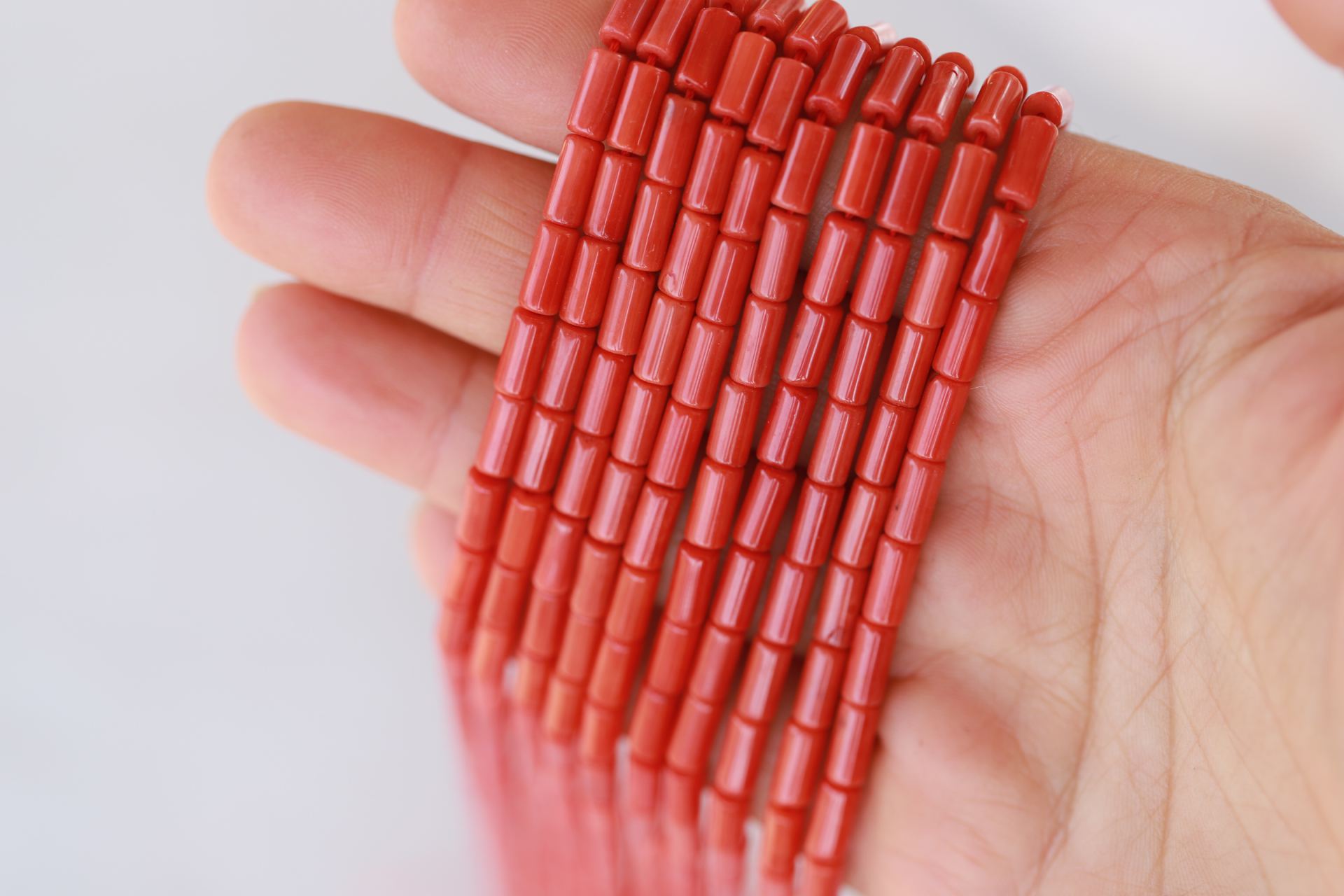 8mm-natural-mini-tube-coral-beads