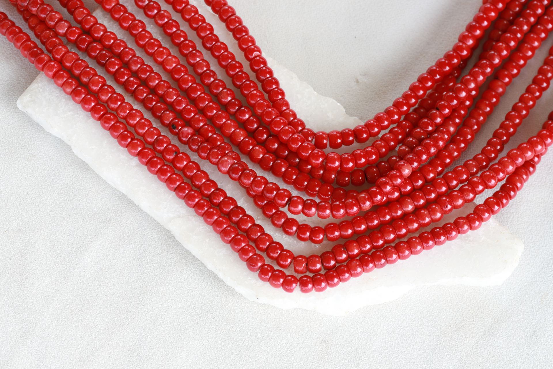 6mm-rondelle-red-natural-coral-beads