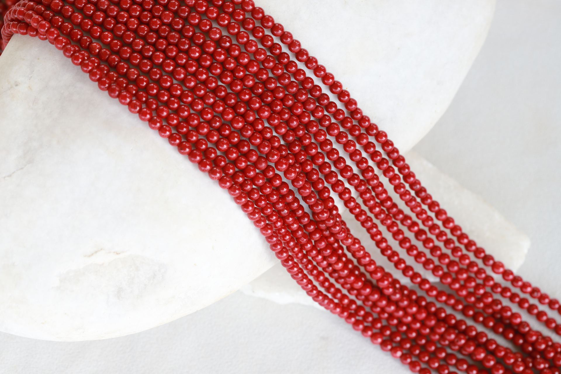 4mm-round-ball-red-coral-beads