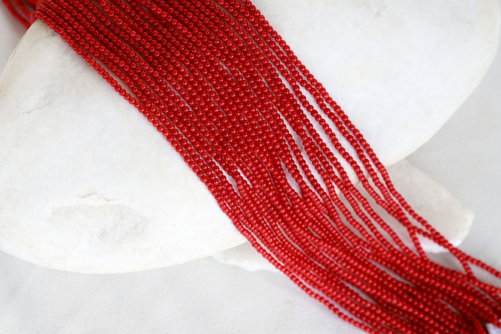 2mm-coral-beads-natural-red-strand