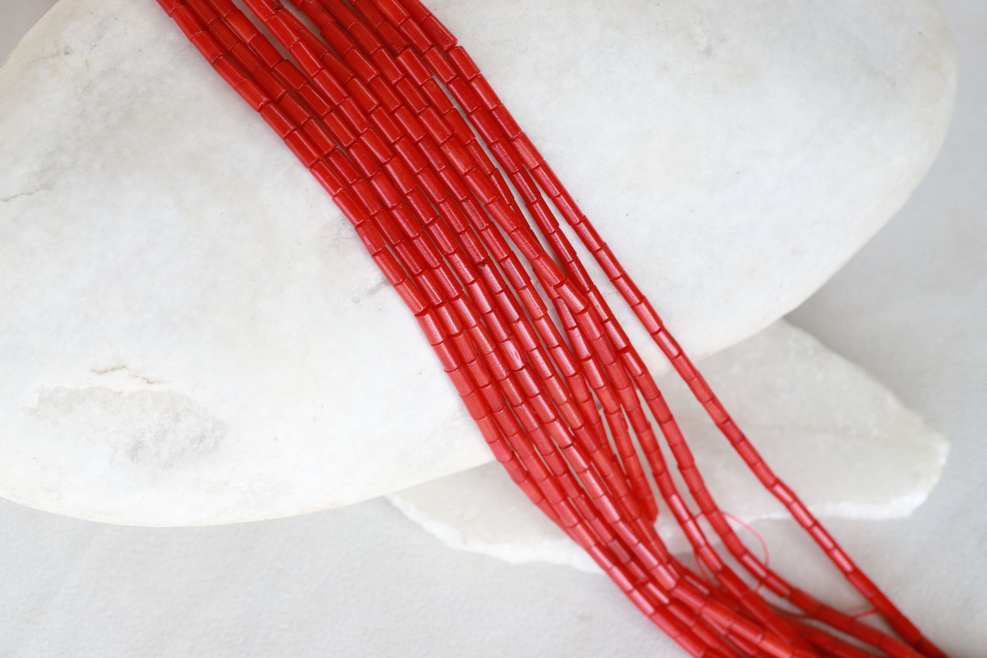 red-mini-tube-natural-coral-beads
