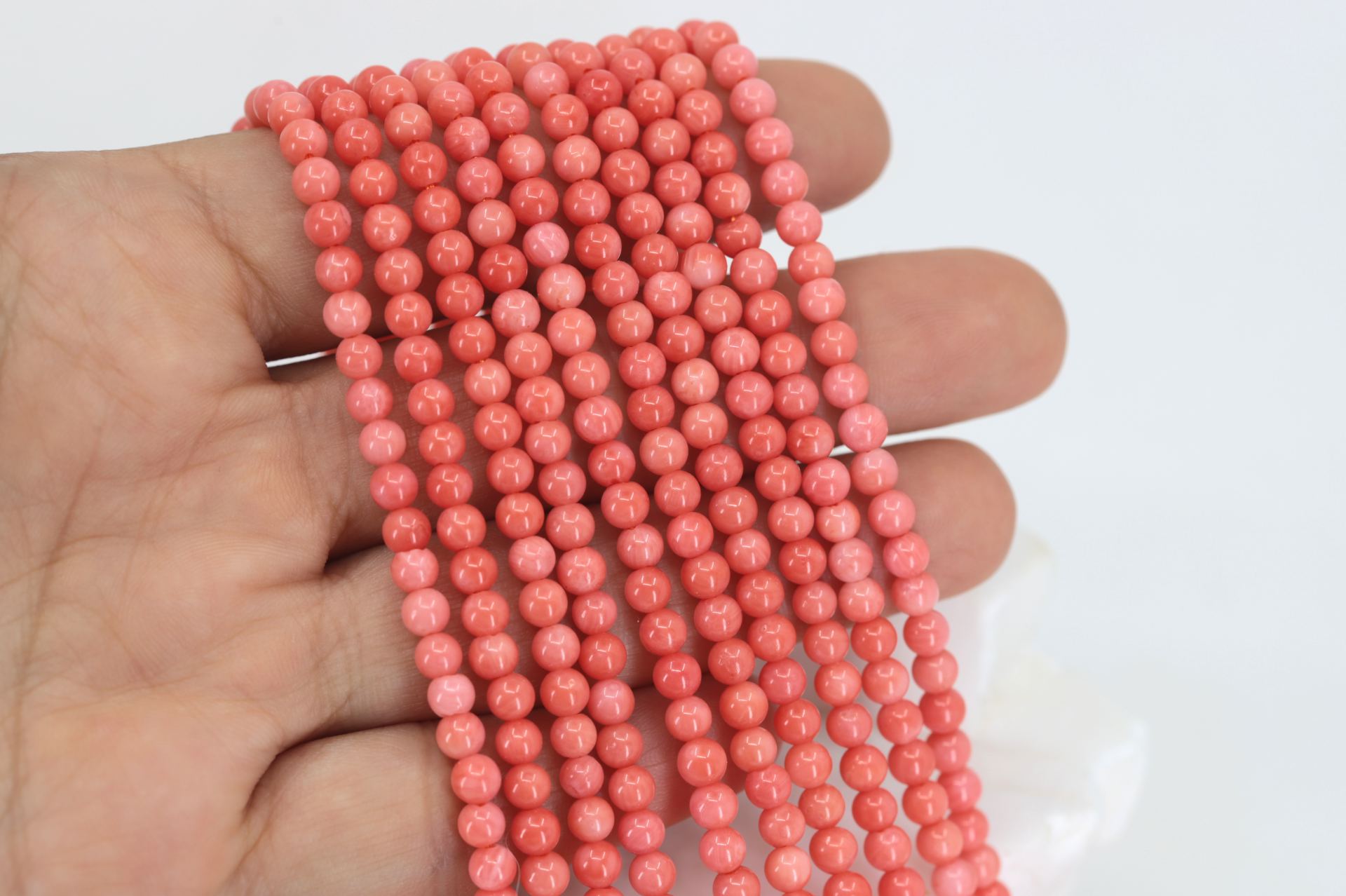natural-coral-beads-gemstone-strand