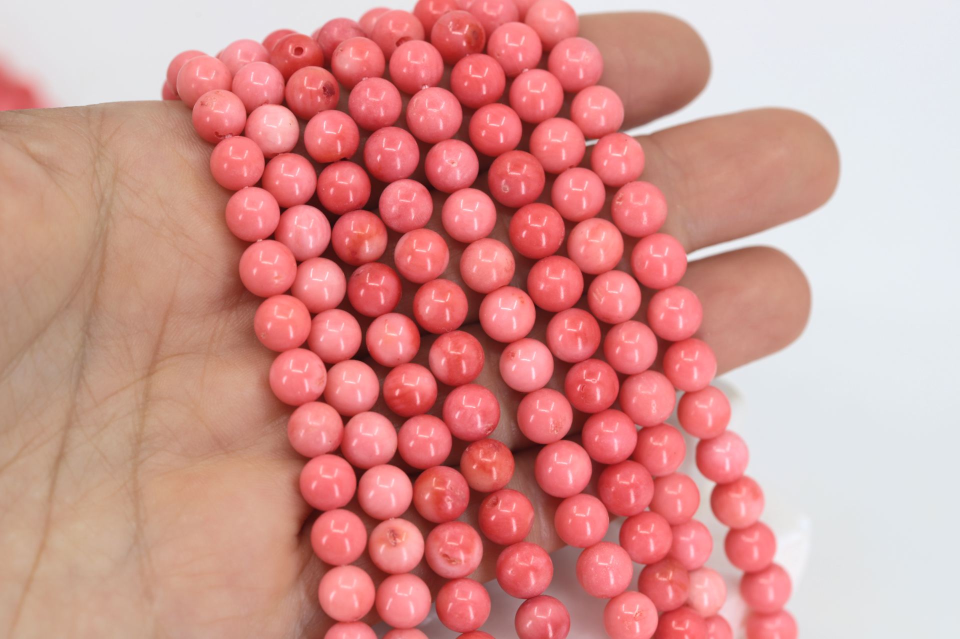 7mm-natural-coral-beads-strand