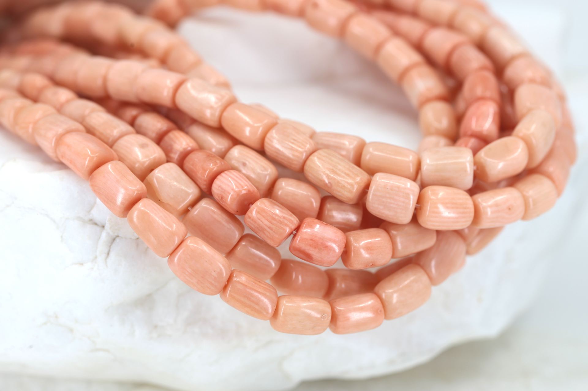 10mm-pink-barrel-coral-beads-strand