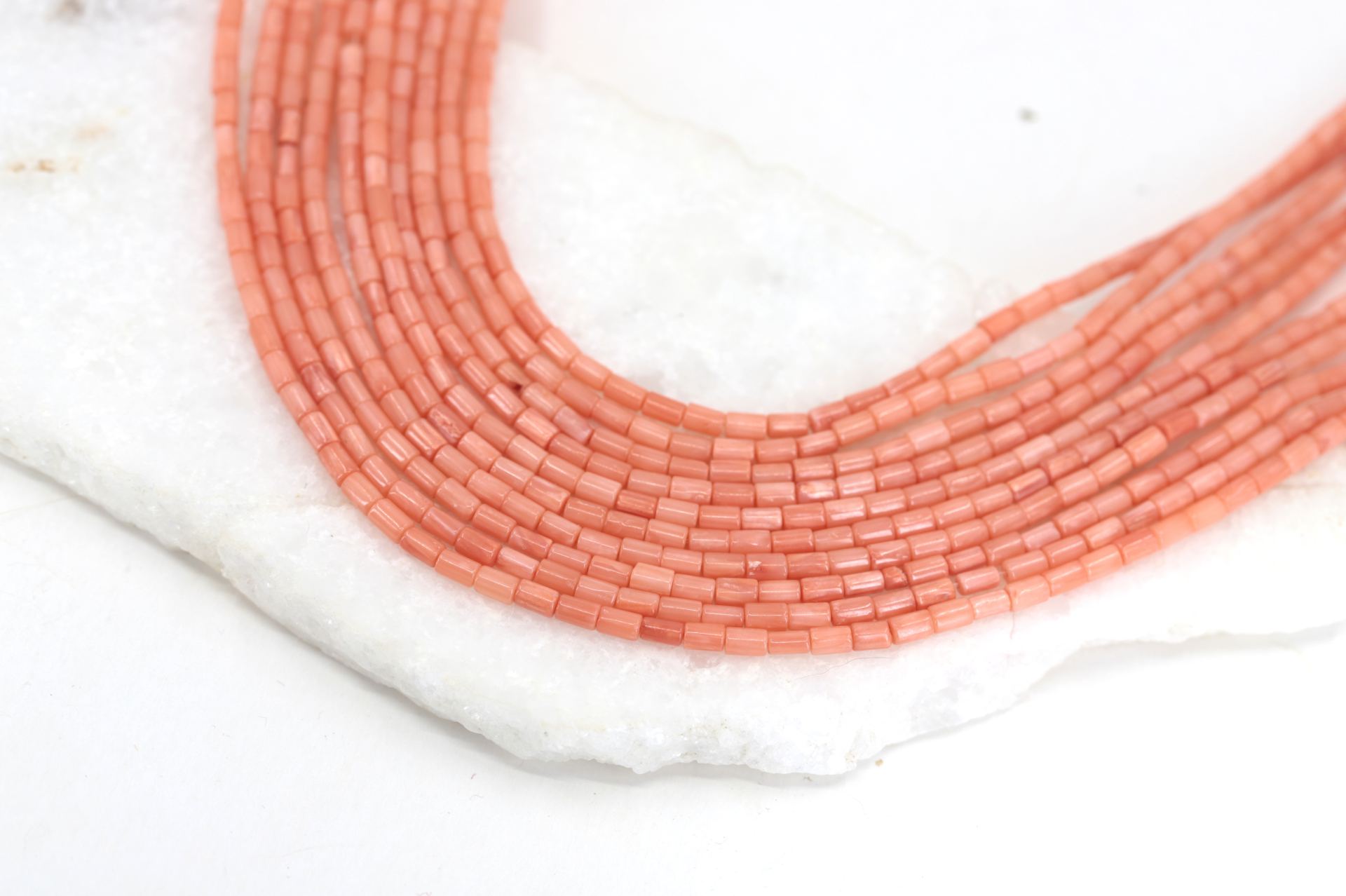 3mm-mini-tube-coral-pink-beads