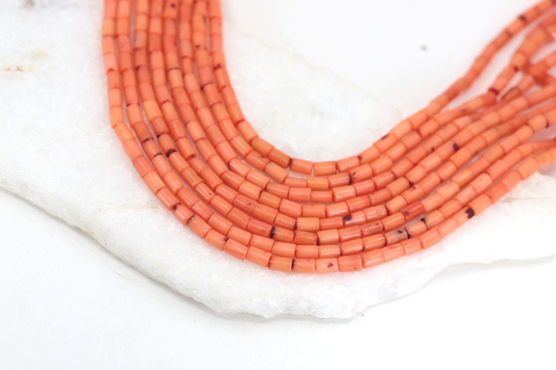 5mm-mini-tube-coral-strand-beads