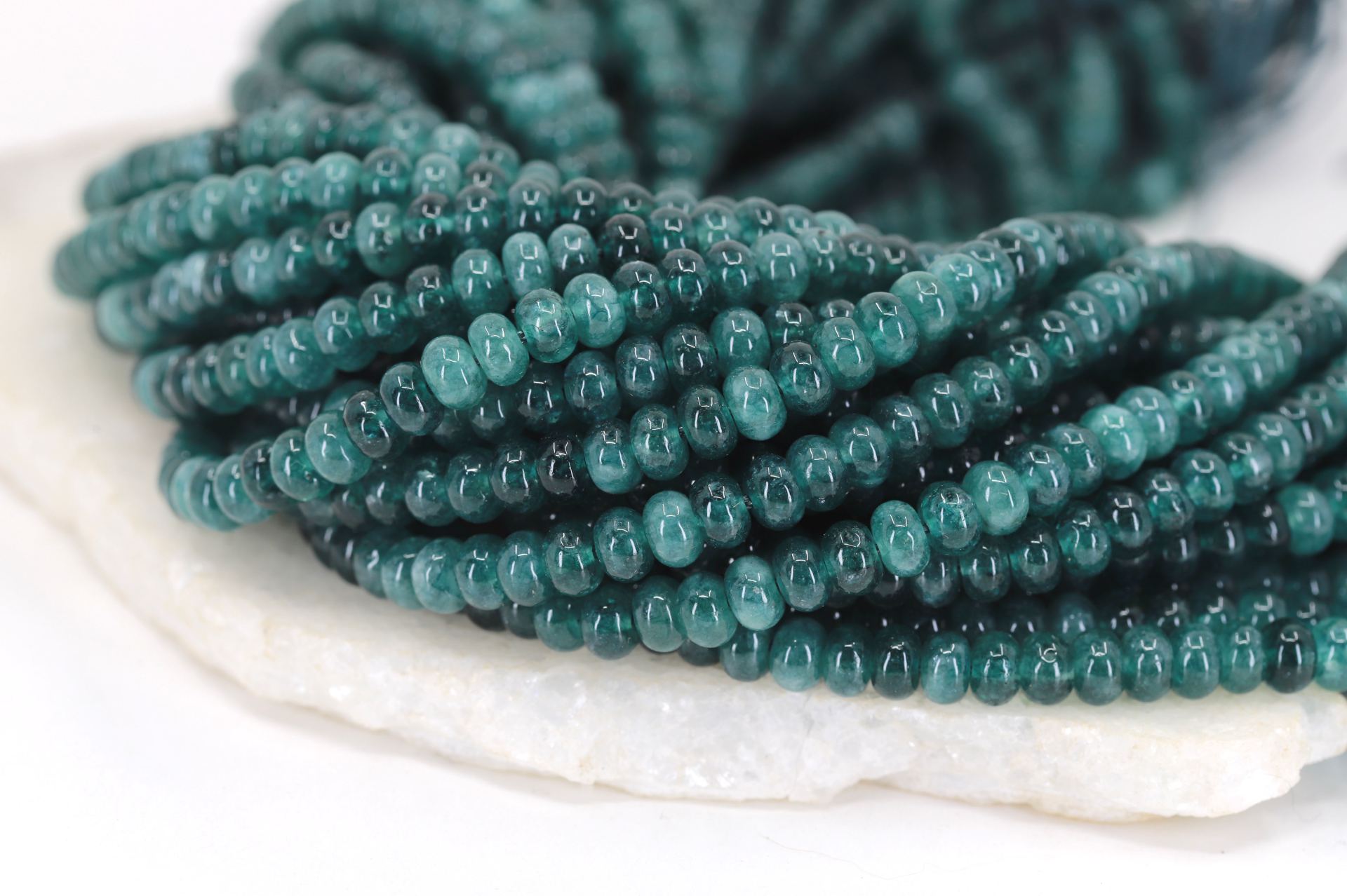 4x6mm-green-jade-bead-strand