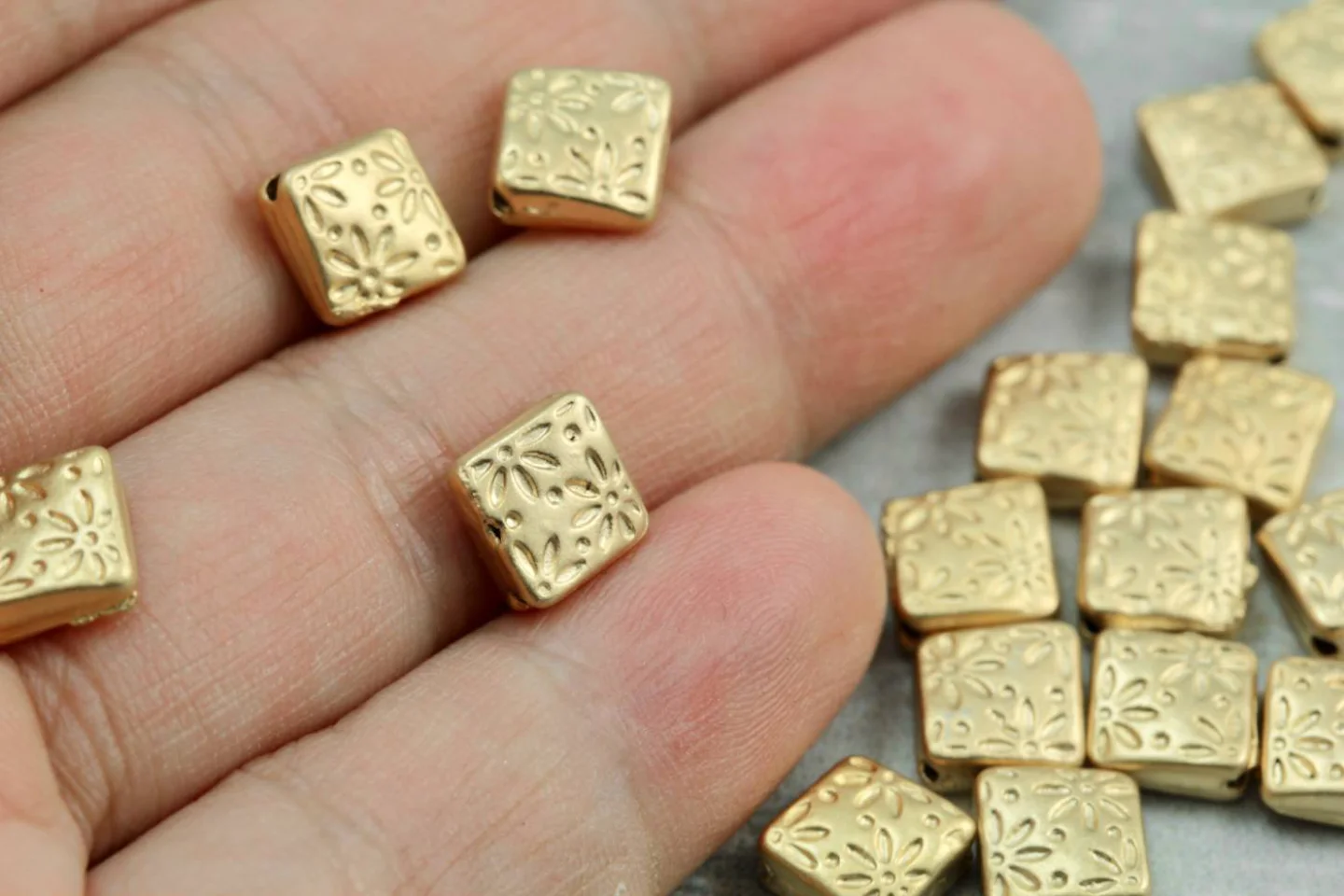 mini-flat-metal-jewelry-charms-findings.