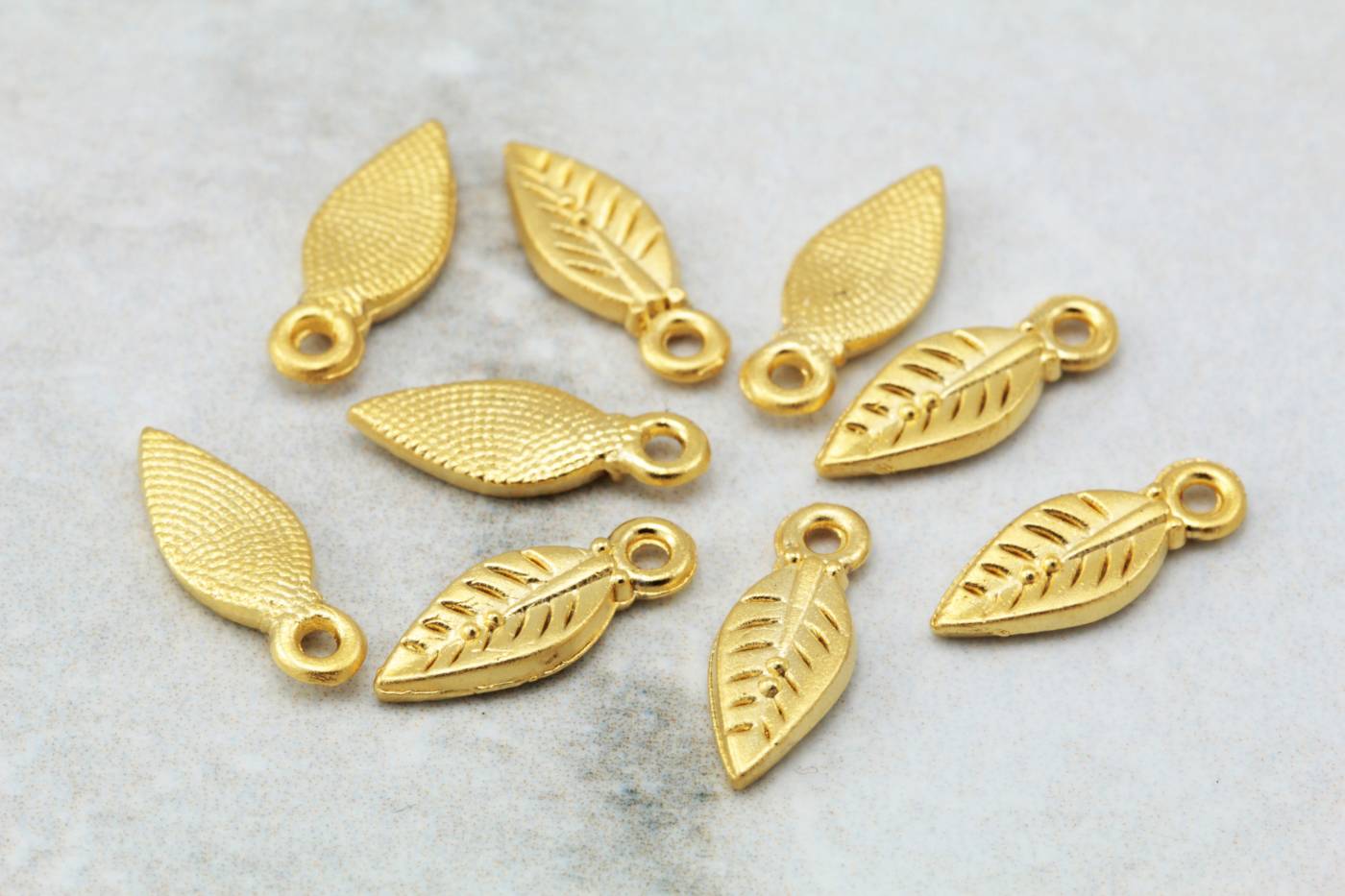 gold-plated-metal-leaf-pendant-charms
