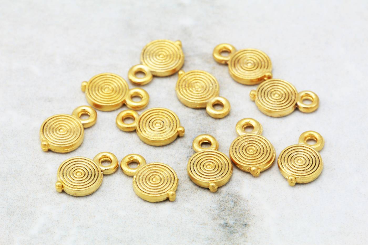gold-plated-mini-round-coin-pendant