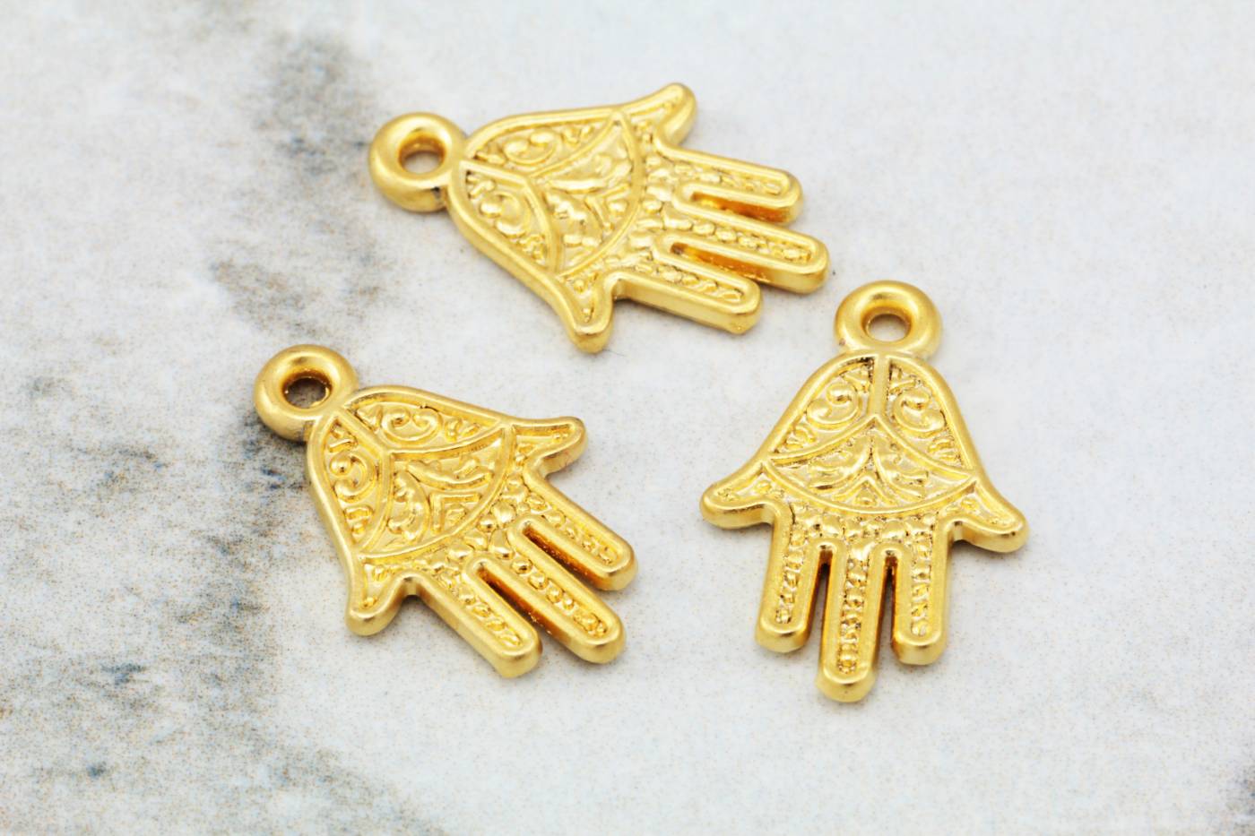 19mm Gold Hamsa Pendants / GPY-187 | Pendants