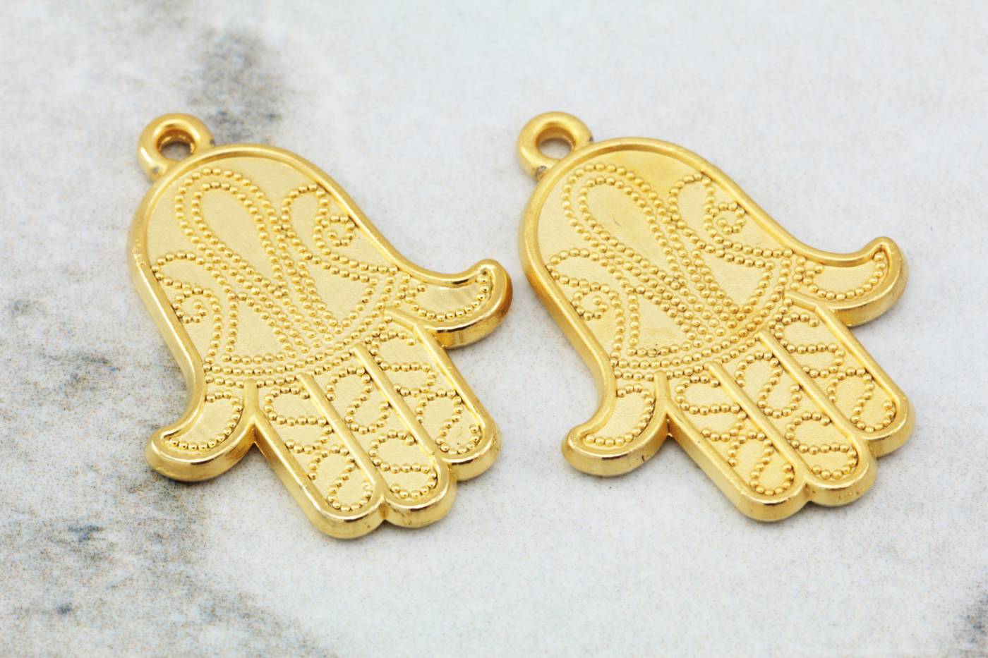 gold-metal-hamsa-jewelry-pendant-finding