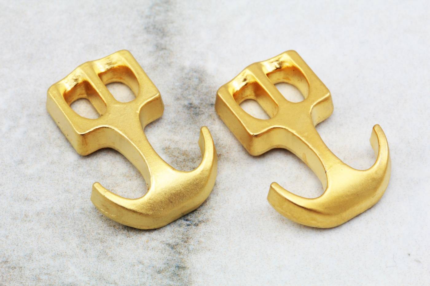 gold-anchor-leather-end-findings