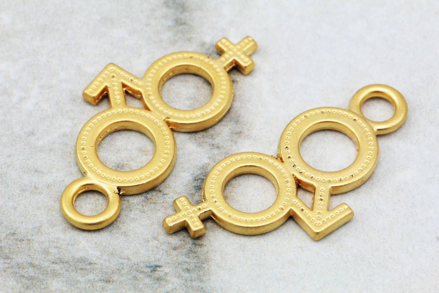 gold-gender-symbols-jewelry-pendants
