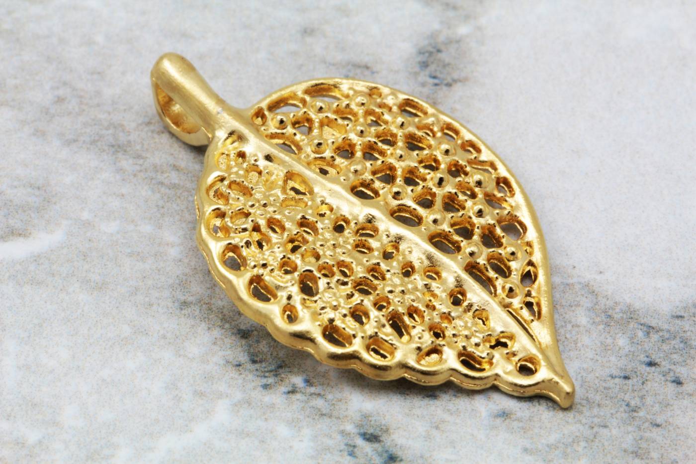 39mm Gold Leaf Pendants / GPY-228 | Pendants