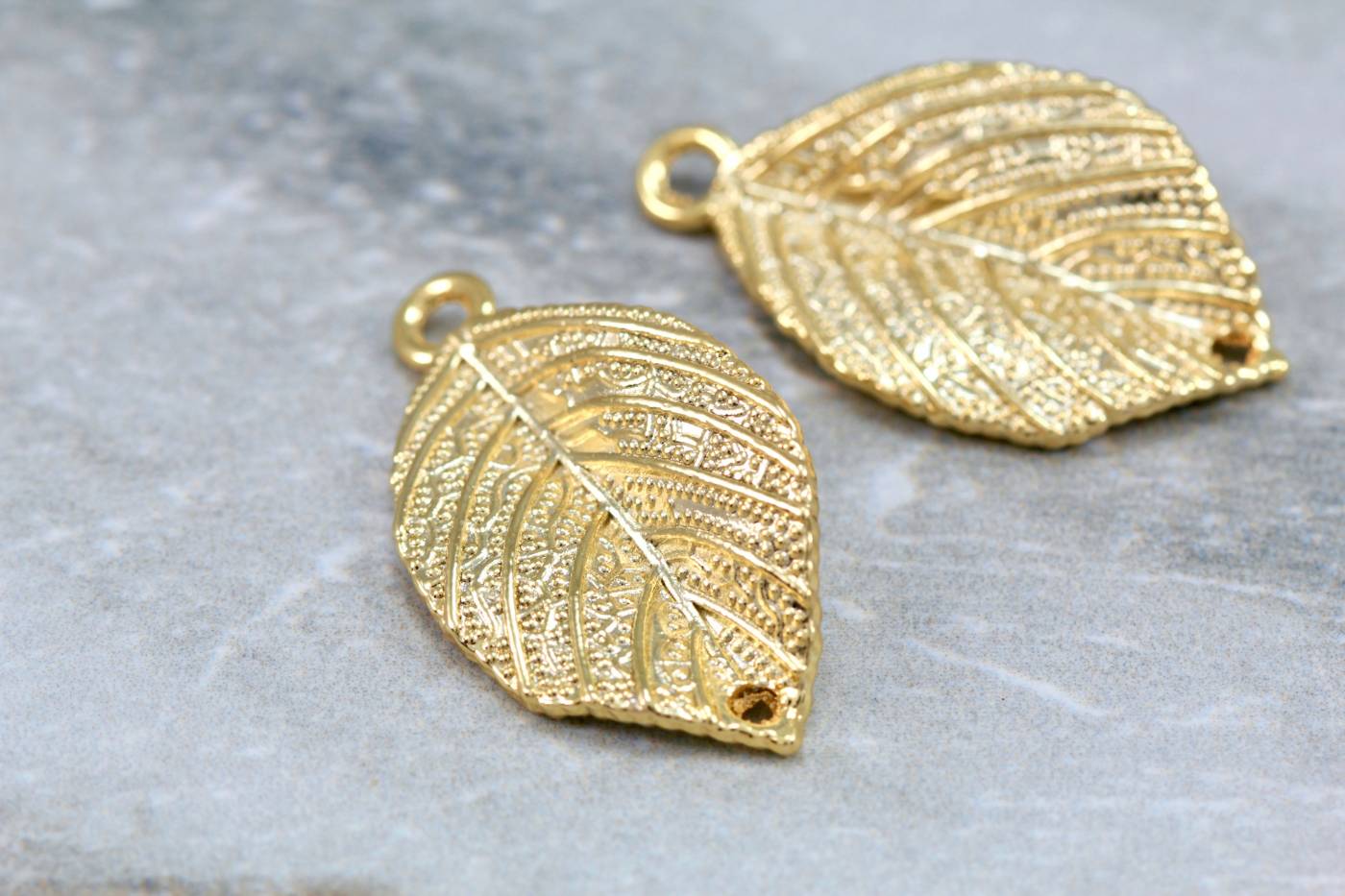 gold-plated-metal-jewelry-charms
